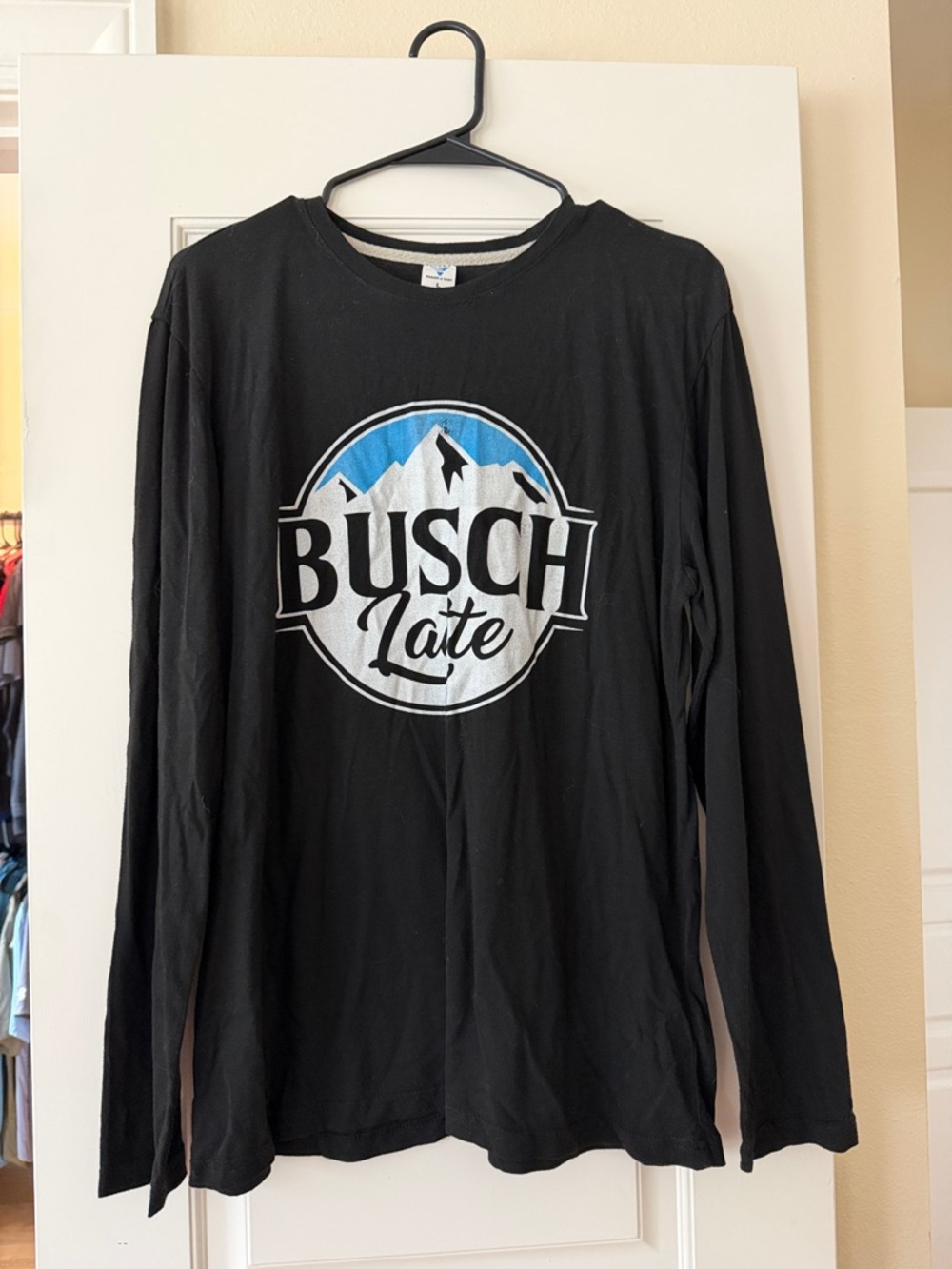 Busch Latte Black Long Sleeve Graphic Tee